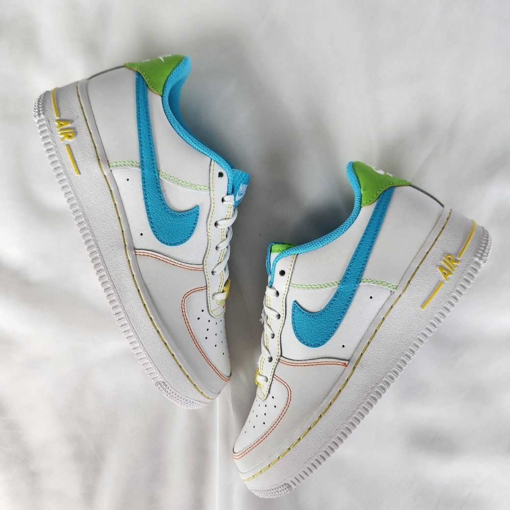 7.5 WOMEN'S NIKE AIR FORCE ONE AF1 LV8 WHITE BLUE FJ4614-100 SNEAKERS SPORTSWEAR
